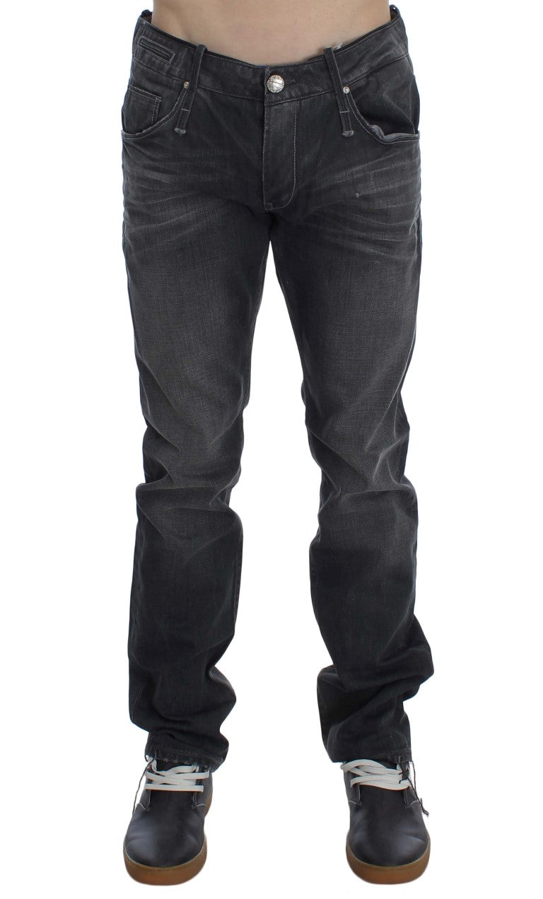 Acht Elevate Your Style with Timeless Gray Jeans