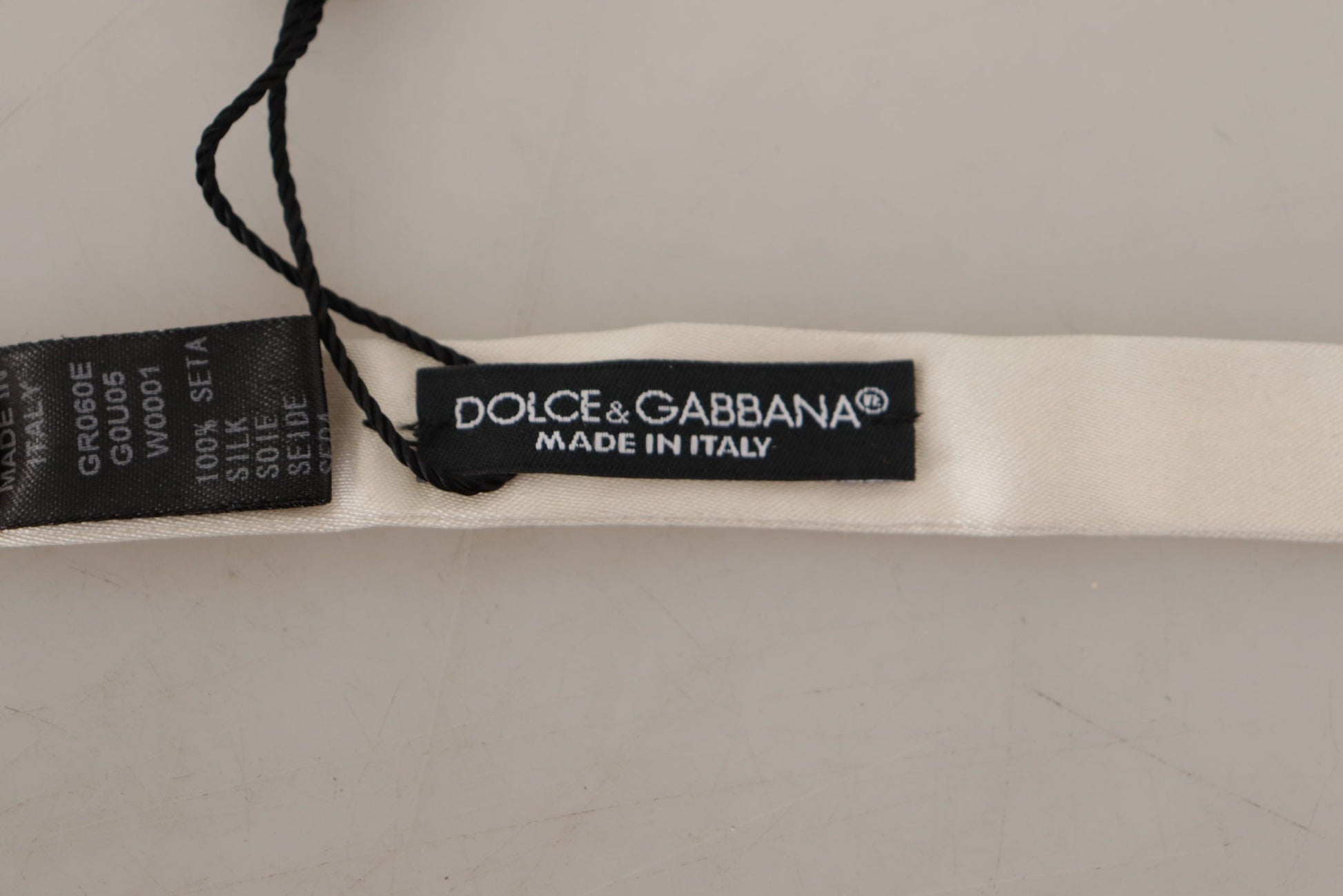 Dolce & Gabbana Elegant White Silk Bow Tie